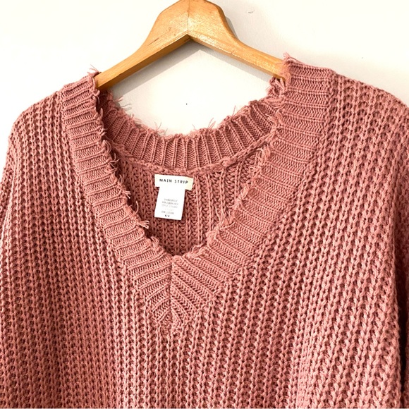 Main Strip Pink Distressed Sweater Medium - Picture 2 of 6